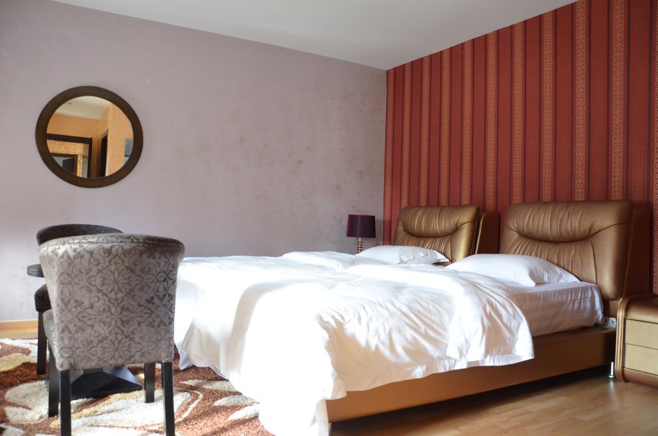 Johnny Hotel Kamenice Exterior photo